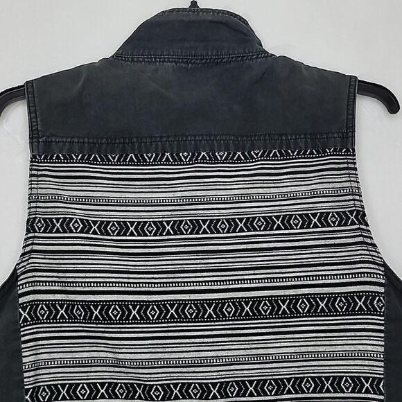 Element Tribal Utility Vest - Picture 9 of 10